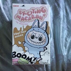 Exciting Macaron Vinyl Face Figure!! BNWT!! In Unopemd Box!! One Of The First!!